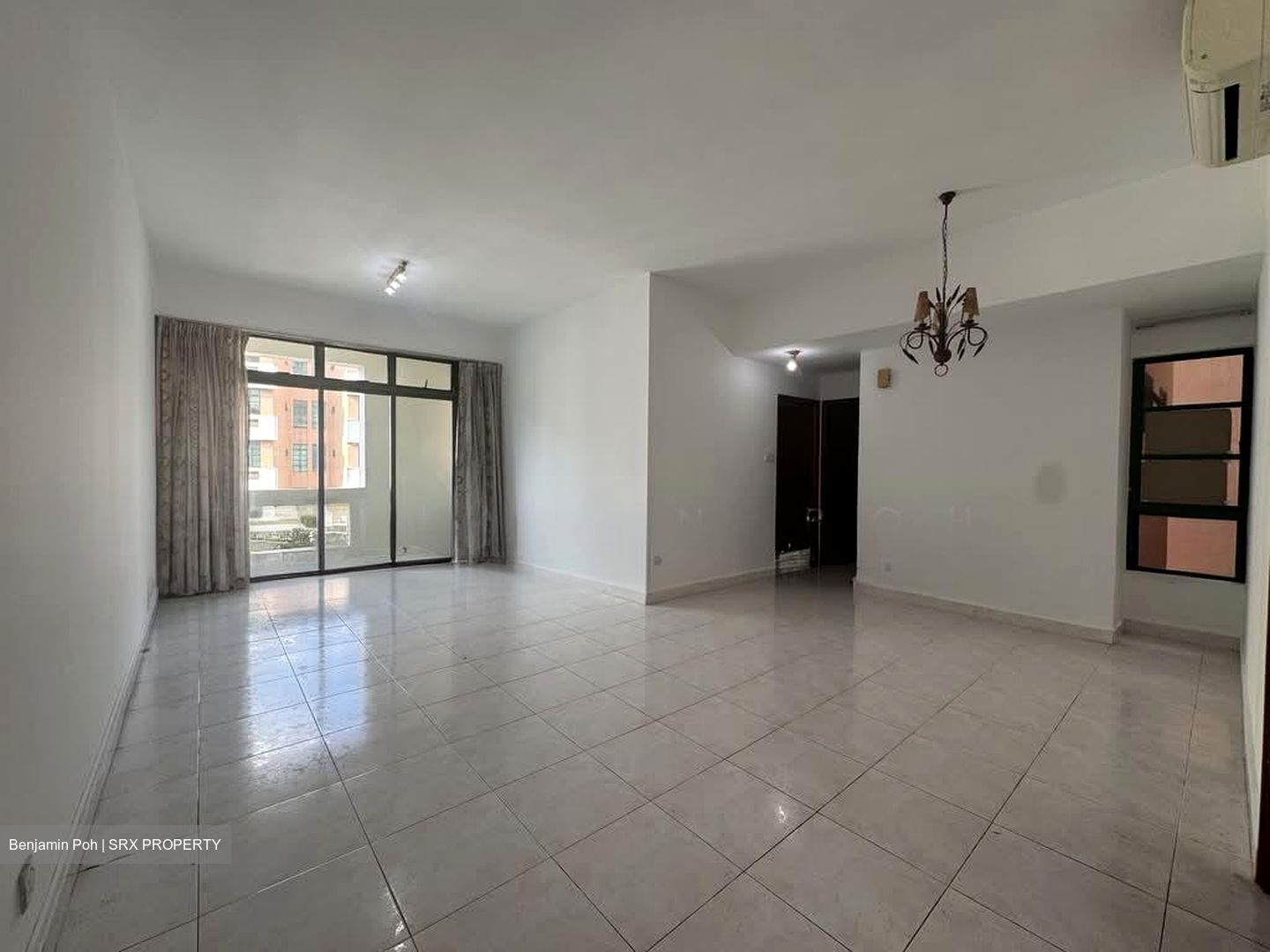 Hillview Heights (D23), Condominium #556946761